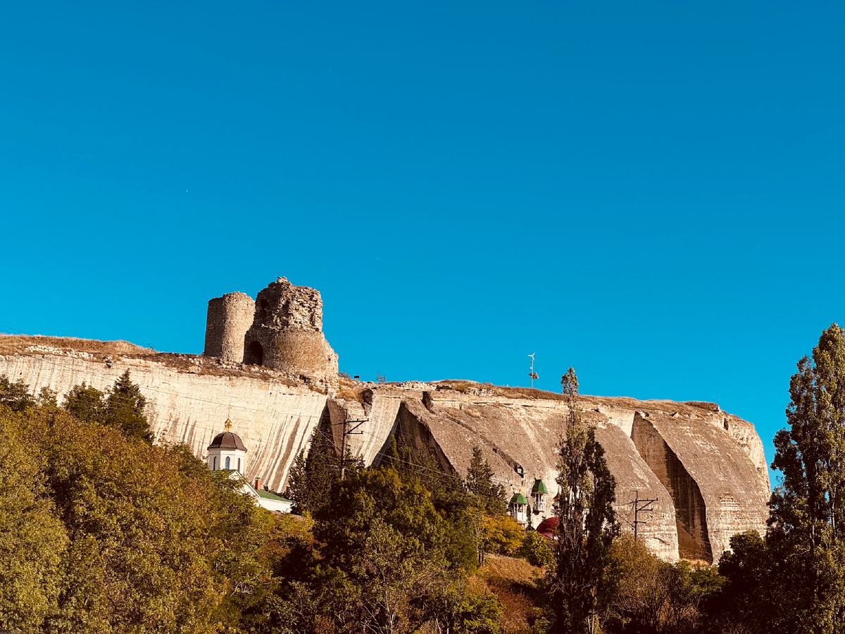 Инкерманский пещерный монастырь