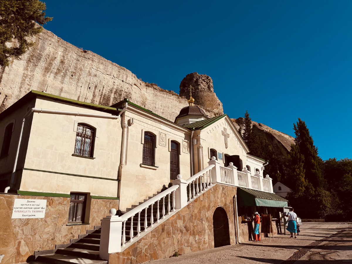 Церковь великомученика Пантелеймона Целителя, Инкерманский Свято-Климентовский пещерный монастырь, Крым